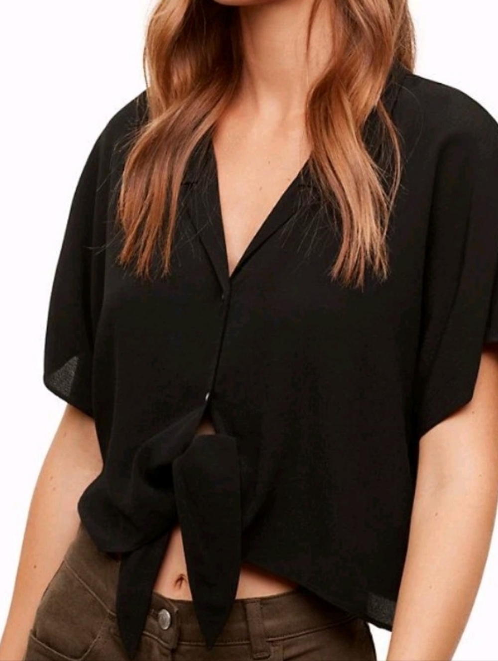 Aritzia Wilfred Black Tie-Front Short